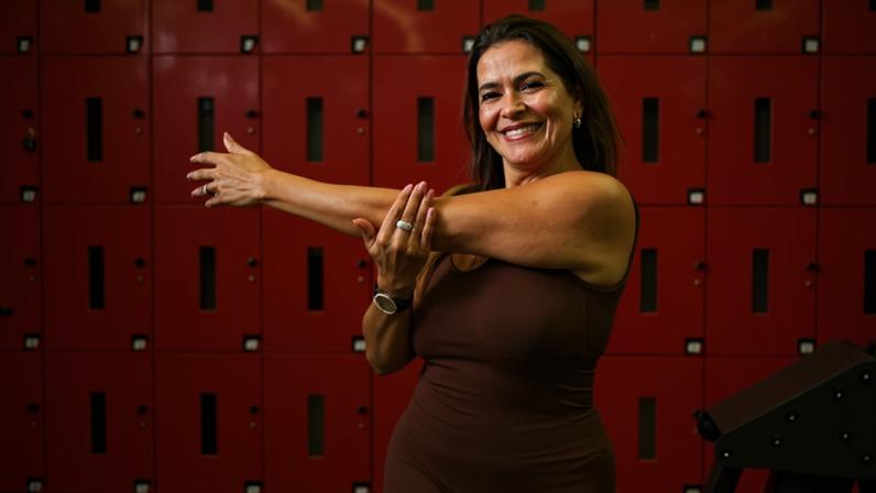 Gercina Bueno, 58, mudou de vida após se aposentar, passou a cuidar mais da saúde e começou a fazer investimentos