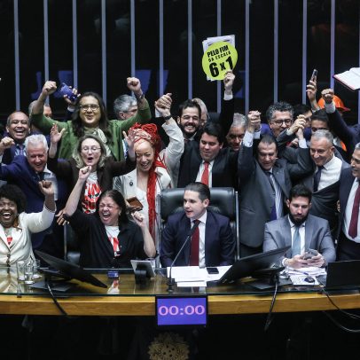 Lula celebra avanço do fim da escala 6x1; Flávio assina proposta alternativa