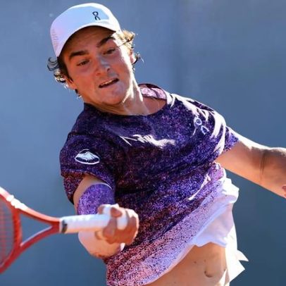 Duelo de gerações em Roland Garros entre João Fonseca e Djokovic