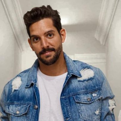 Cantor da Banda Eva anuncia despedida de carreira após trajetória marcante