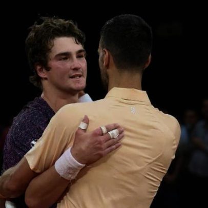 Djokovic parabeniza Fonseca e projeta futuro promissor do brasileiro no tênis