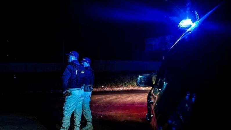 Policiais rodoviários federais em Ourizona, no Paraná
