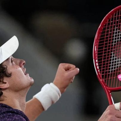 Fonseca detalha evolução após chegar às quartas de Roland Garros