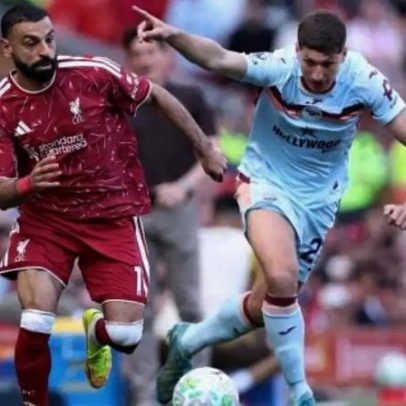 Liverpool empata com Brentford na despedida de Salah em Anfield