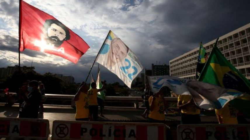 O medo de sofrer violência em razão do posicionamento político seguiu alto mesmo passado o pleito 'altamente polarizado' de 2022