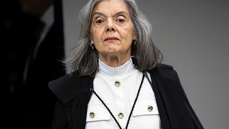 A ministra Cármen Lúcia é relatora da ação sobre mudanças na Lei da Ficha Limpa