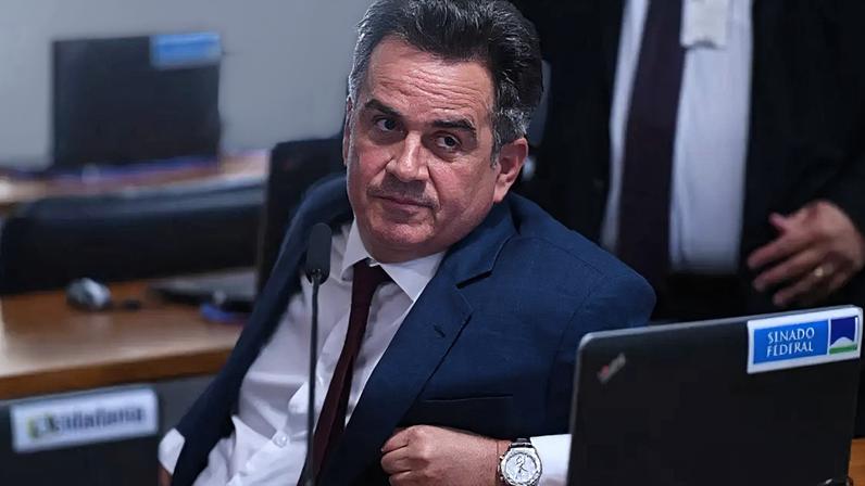 O senador Ciro Nogueira (PP-PI) se disse 'completamente indignado' com o que chamou de 'tentativa de manchar sua honra'