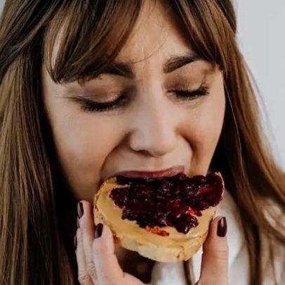 Barriga inchada após comer: como distinguir digestão de sinal de alerta