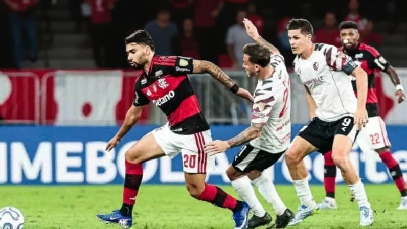 Flamengo de Paquetá triunfa no Maracanã