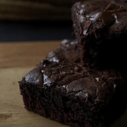 Como deixar a casquinha de brownie crocante: dicas simples