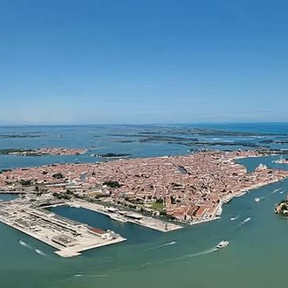 Veneza avalia o estado de suas pontes diante do desgaste