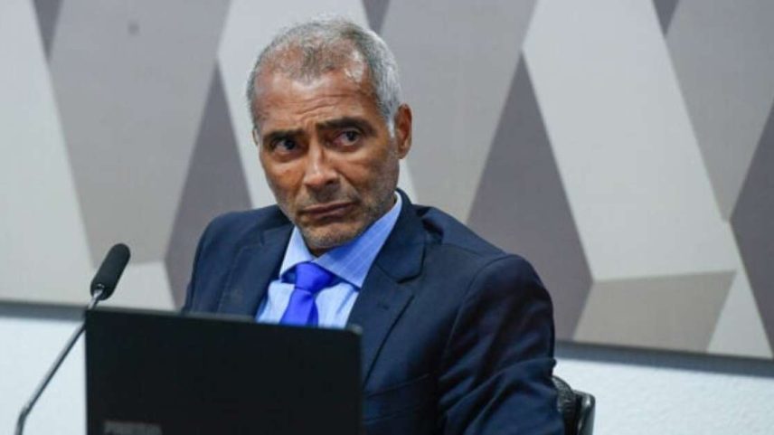 Justiça tenta bloquear contas de Romário após condenação