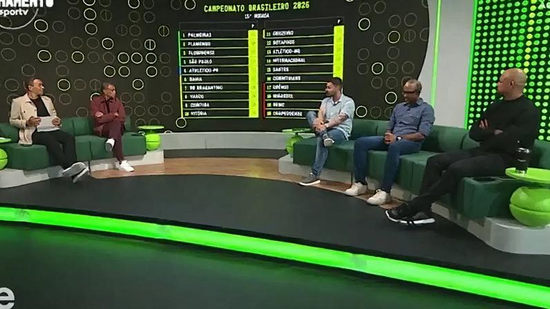 Felipe Melo comentou a vitória do Palmeiras e alertou sobre a força do Flamengo na sequência do Brasileirão –