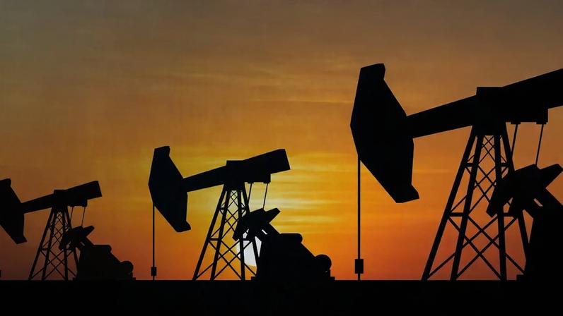 Os preços do petróleo bruto Brent subiram brevemente acima de US$ 126 por barril, atingindo seu nível mais alto desde o início da guerra na Ucrânia em 2022