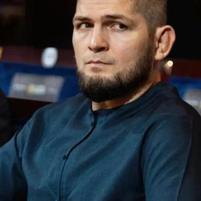 Khabib rebate Dana White sobre comentário de aposentadoria no MMA
