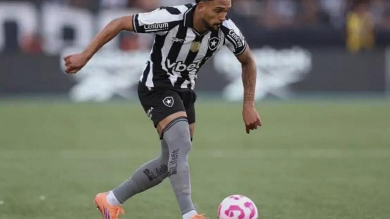 Vitinho é um dos emblemas de um Botafogo multicampeão –
