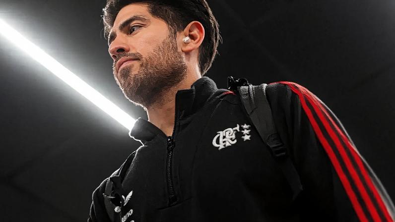 Rossi, que muita vezes salva o Flamengo, falha pelo segundo jogo seguido –