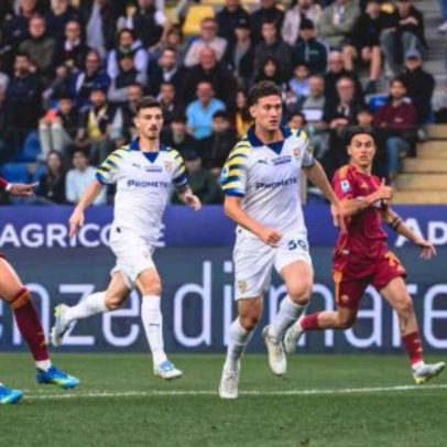 Roma vence o Parma fora de casa em virada com apoio de holandeses