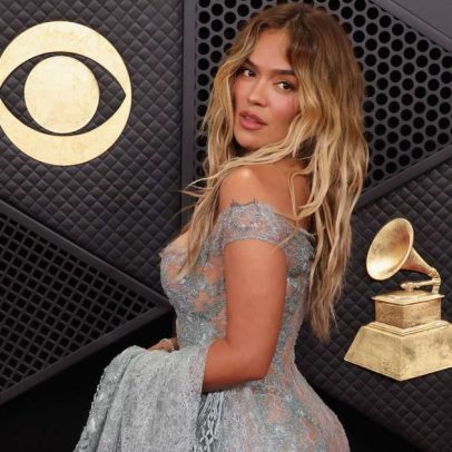 Karol G sinaliza nova música durante apresentação no American Music Awards
