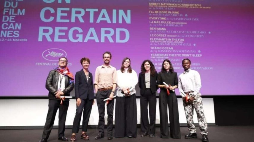 A cerimônia de premiação da mostra Un Certain Regard de Cannes aconteceu nesta sexta-feira, 22 de maio de 2026, e o nepalês Abinash Bikram Shah (o primeiro da esquerda), diretor de "Elefantes na Névoa, recebeu o Prêmio do Juri.