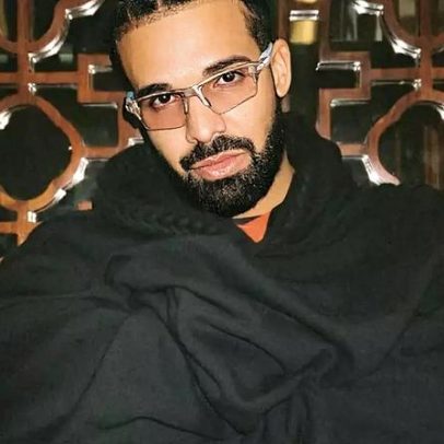 Drake lança três álbuns de uma vez e analisa impactos