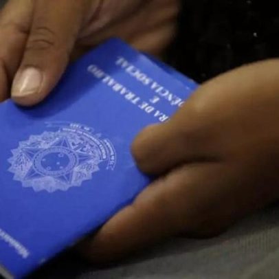 Carteira assinada é privilégio de poucos no Brasil, aponta estudo