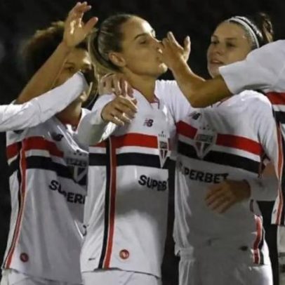 São Paulo vence Santos no Brasileirão Feminino
