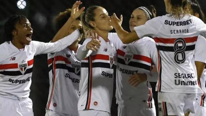 São Paulo vence Santos pelo Brasileirão Feminino –