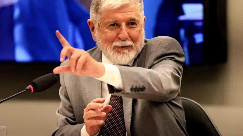 O Chefe da assessoria especial do Palácio do Planalto e conselheiro do presidente da República Luiz Inácio Lula da Silva sobre política externa, Celso Amorim
