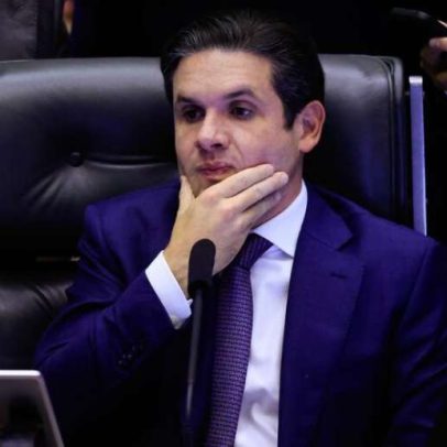 Motta e governo Lula fecham acordo para destravar PEC do fim da escala 6x1