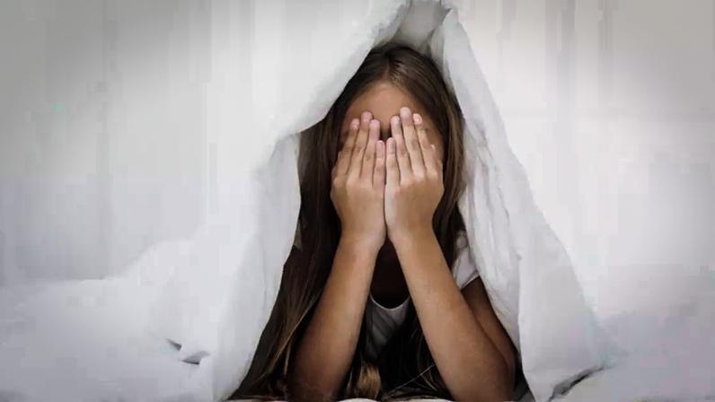 Entenda a diferença entre pesadelo e terror noturno e saiba como agir