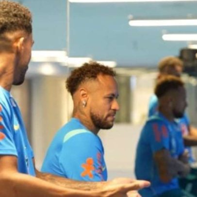 Neymar ficará fora por duas a três semanas, afirma médico da Seleção