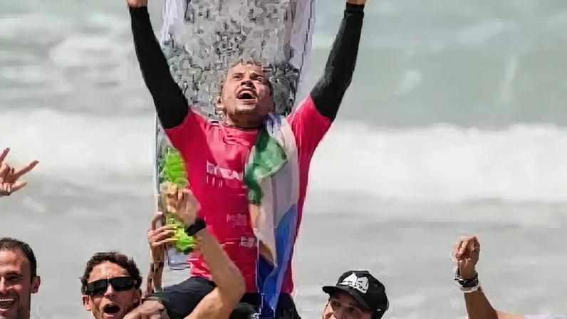 Douglas Silva Campeão Brsileiro 2025