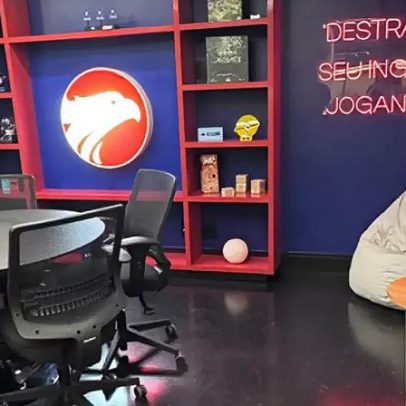 Wizard by Pearson inaugura espaços no Grupo Podpah