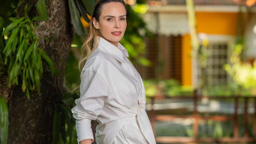 Na contramão de Luciano Huck, Ana Paula manifestou apoio ao Bolsa Família em suas redes sociais: “o benefício existe para garantir o mínimo”