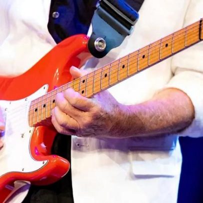Fender é acusada de ameaçar processar fabricante de guitarras por violação de marca