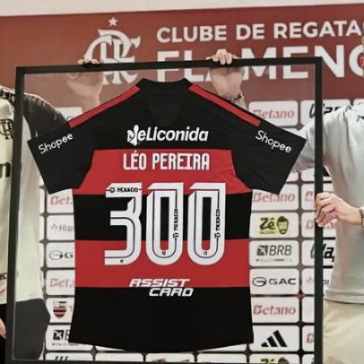 Flamengo homenageia Léo Pereira pelos 300 jogos