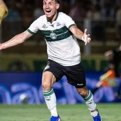 Coritiba enfrenta o Vitória buscando entrar no G-4 do Brasileirão