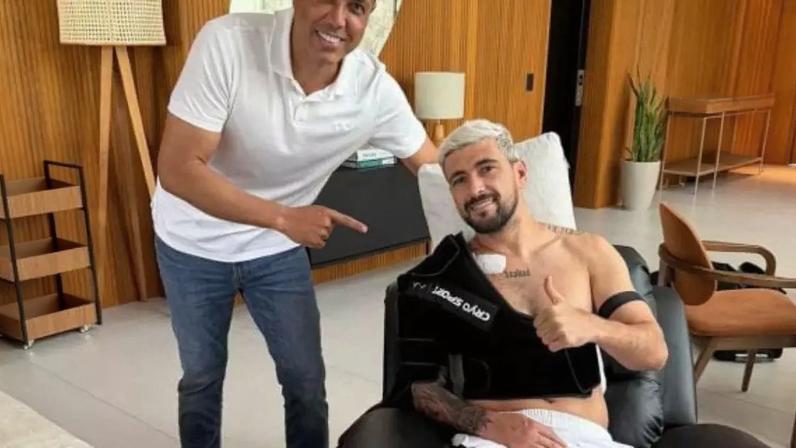 De Arrascaeta se recupera de fratura na clavícula direita –