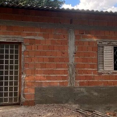 Projeto ajuda Billy a transformar casa nova em lar