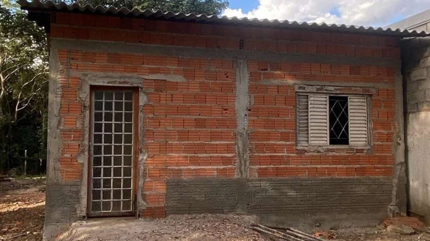 Ajude Billy a transformar sua nova casa em um lar!