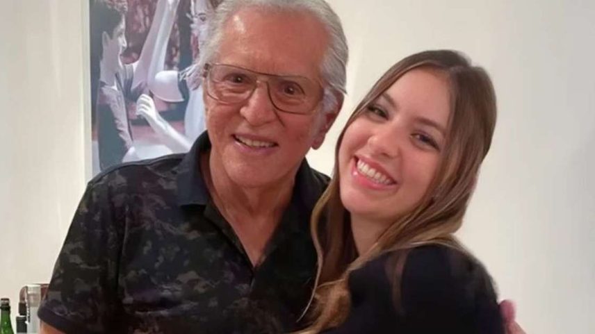 Bruna Furlan, neta de Carlos Alberto de Nóbrega, é diagnosticada com câncer de mama aos 24 anos.