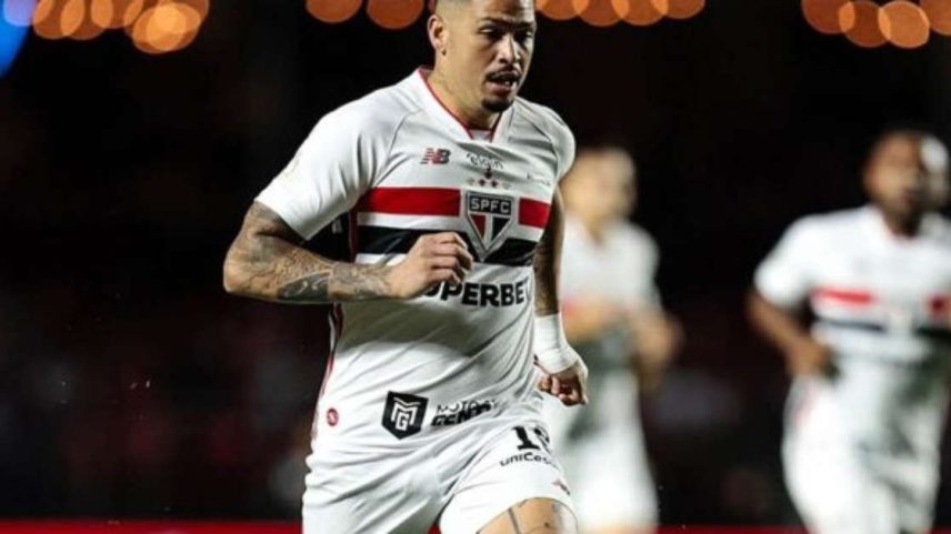Luciano se machuca e aumenta preocupação no São Paulo –