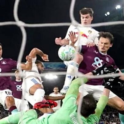 Calvert-Lewin impulsiona Leeds na vitória sobre Burnley, perto da salvação