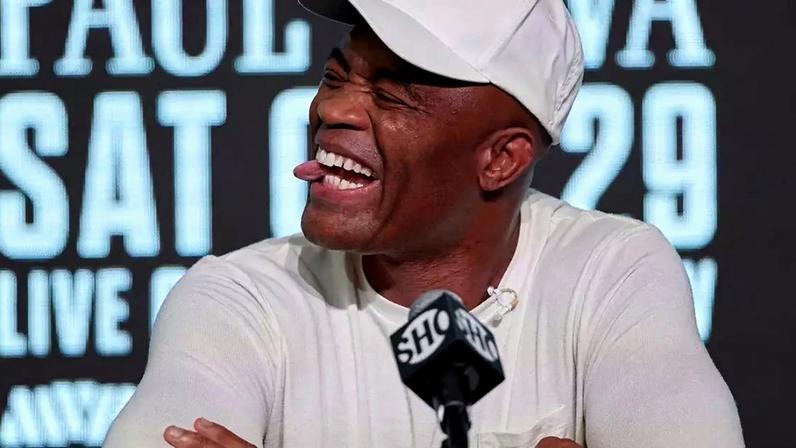 Anderson Silva na coletiva da luta contra Jake Paul