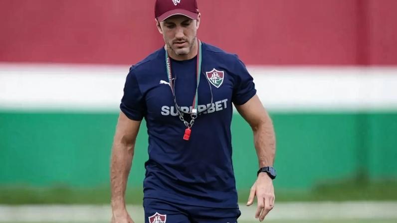 Campanha na Libertadores pode terminar o futuro de Zubeldía no Fluminense –