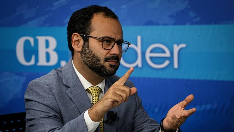 Segundo o ministro, o papel do governo, neste momento, é pensar em uma boa transição e em mecanismos que ajudem esses empreendedores durante o processo - (crédito: )