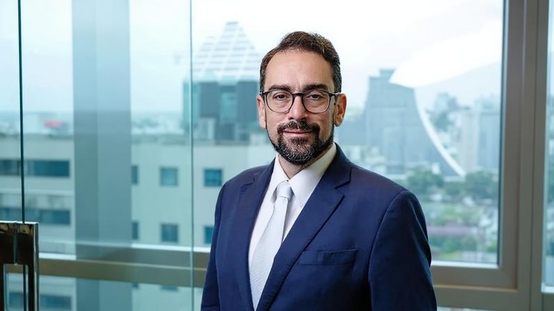 Fernando Capano, advogado; doutor em Direito do Estado, pela Universidade de São Paulo (USP); doutor em Direito do Estado e Justiça Social, pela Universidade de Salamanca (Espanha); professor universitário de direito constitucional e penal, presidente da Associação Paulista da Advocacia Militarista (Apamil) e sócio-fundador da Capano e Passafaro Advogados