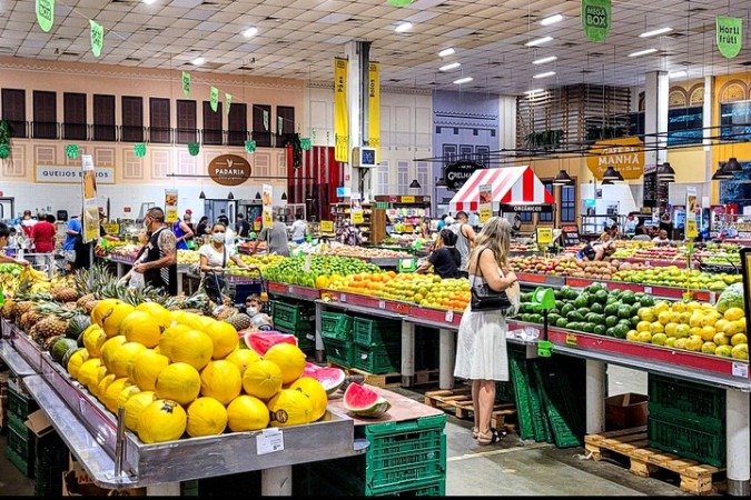 Houve aumento nos preços da cenoura, do leite longa vida, da cebola, do tomate e das carnes - (crédito: Adriano Gadini por Pixabay)