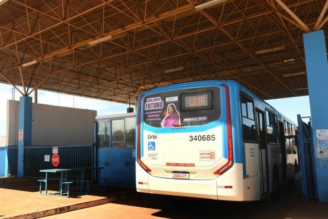 Ataques a 57 ônibus no DF foram coordenados; três presos